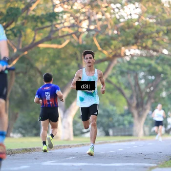 Runner Photo 6953713