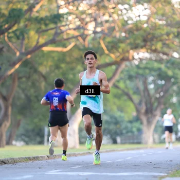 Runner Photo 6953715