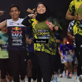 Runner Photo 6953723
