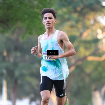 Runner Photo 6953745