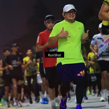 Runner Photo 6953788