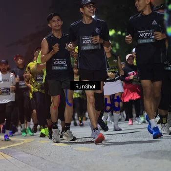 Runner Photo 6953807