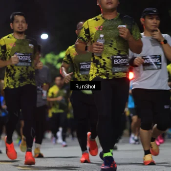 Runner Photo 6953900