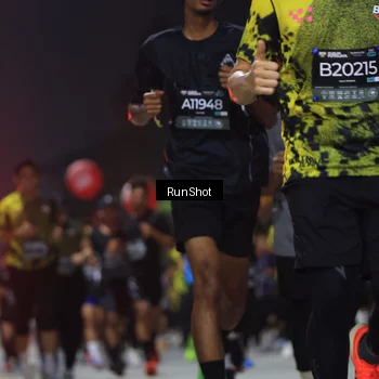 Runner Photo 6953917