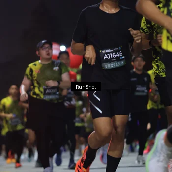 Runner Photo 6954009