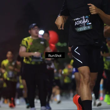 Runner Photo 6954014