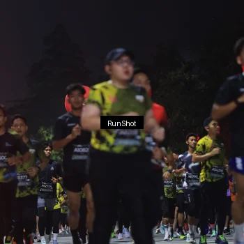 Runner Photo 6954038