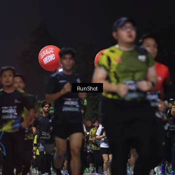 Runner Photo 6954059