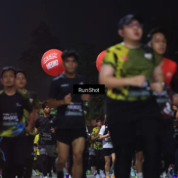 Runner Photo 6954063