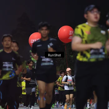 Runner Photo 6954067