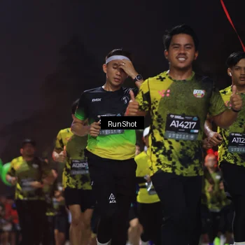 Runner Photo 6954142