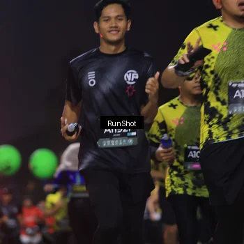 Runner Photo 6954211