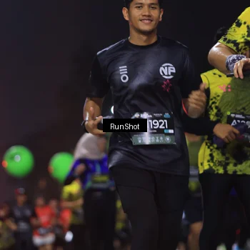 Runner Photo 6954222