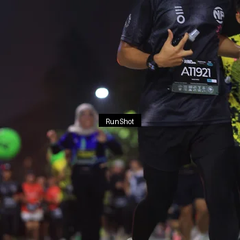 Runner Photo 6954228