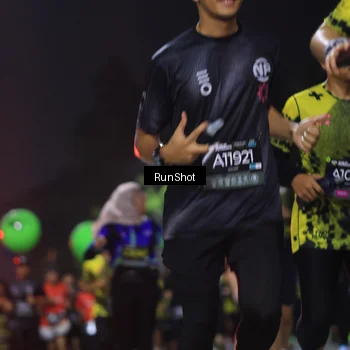 Runner Photo 6954229