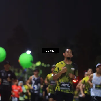 Runner Photo 6954287