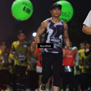 Runner Photo 6954368