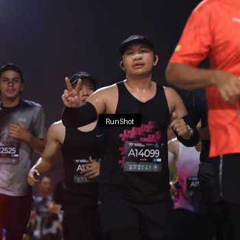 Runner Photo 6954515