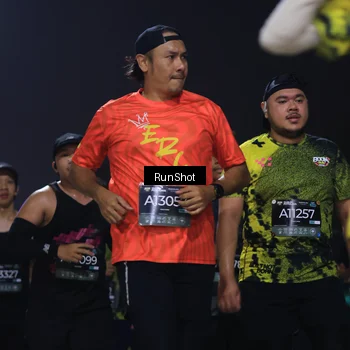 Runner Photo 6954541