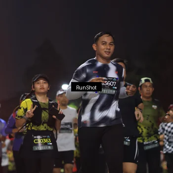 Runner Photo 6954594