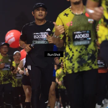 Runner Photo 6954672