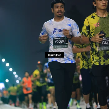 Runner Photo 6954713