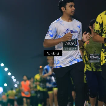 Runner Photo 6954717