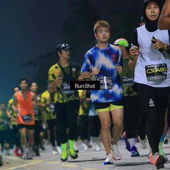 Runner Photo 6954749