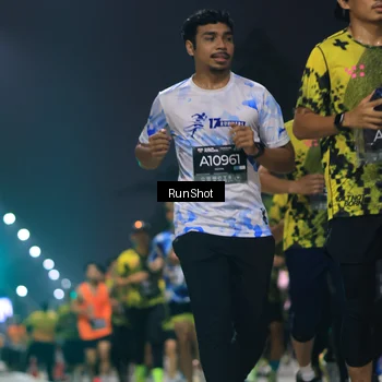 Runner Photo 6954750