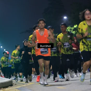 Runner Photo 6954762