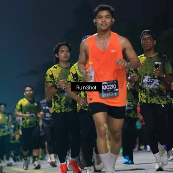 Runner Photo 6954763