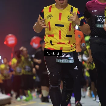 Runner Photo 6954857