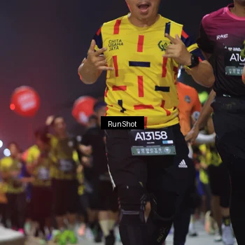 Runner Photo 6954864