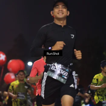 Runner Photo 6954932