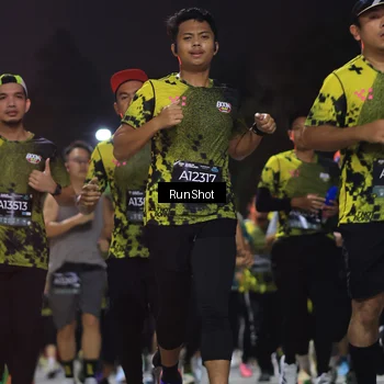 Runner Photo 6955044