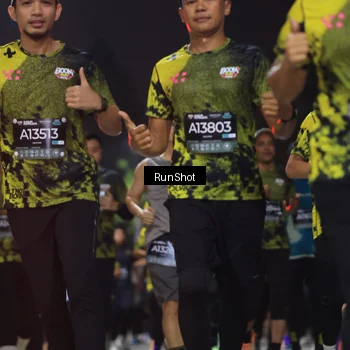 Runner Photo 6955087