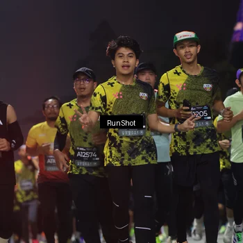 Runner Photo 6955141