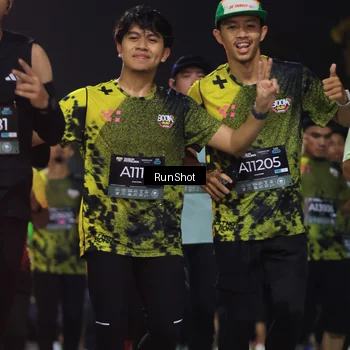 Runner Photo 6955163