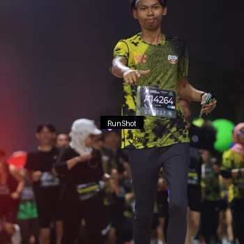 Runner Photo 6955213