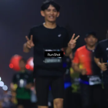 Runner Photo 6955242