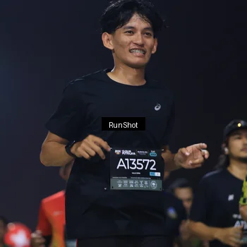 Runner Photo 6955251