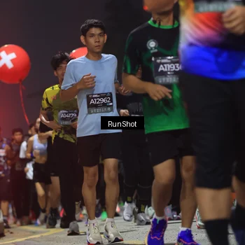 Runner Photo 6955272
