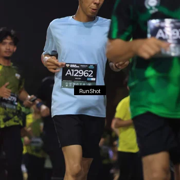 Runner Photo 6955289
