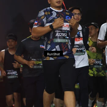 Runner Photo 6955341
