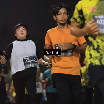 Runner Photo 6955671
