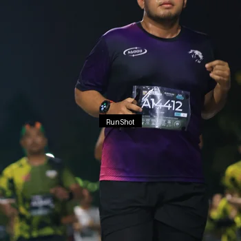 Runner Photo 6955732