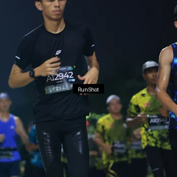 Runner Photo 6955834