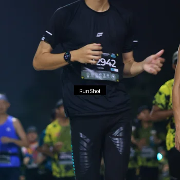 Runner Photo 6955844