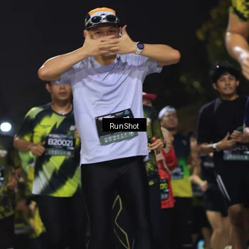 Runner Photo 6956093