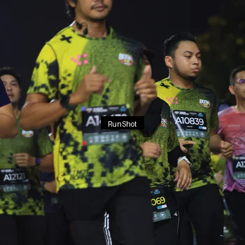 Runner Photo 6956134